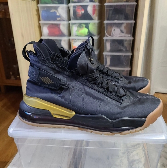 Jordan | Shoes | Jordan Proto Max 72 Black Gold Gum | Poshmark